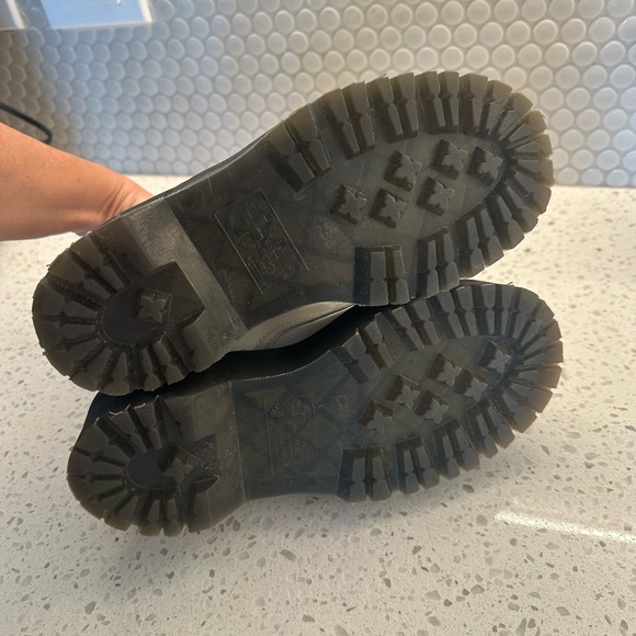 Dr Marten platform boot size 5 - Picture 4 of 8